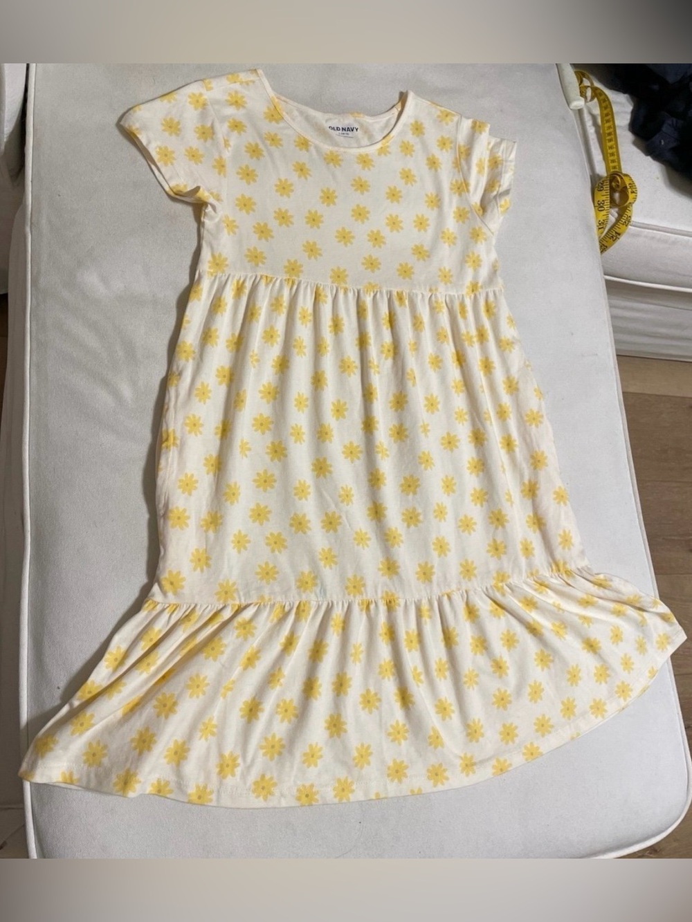 Old Navy Girls' Yellow Daisy Print Tiered Dress. Sz. 10/12, Like New.